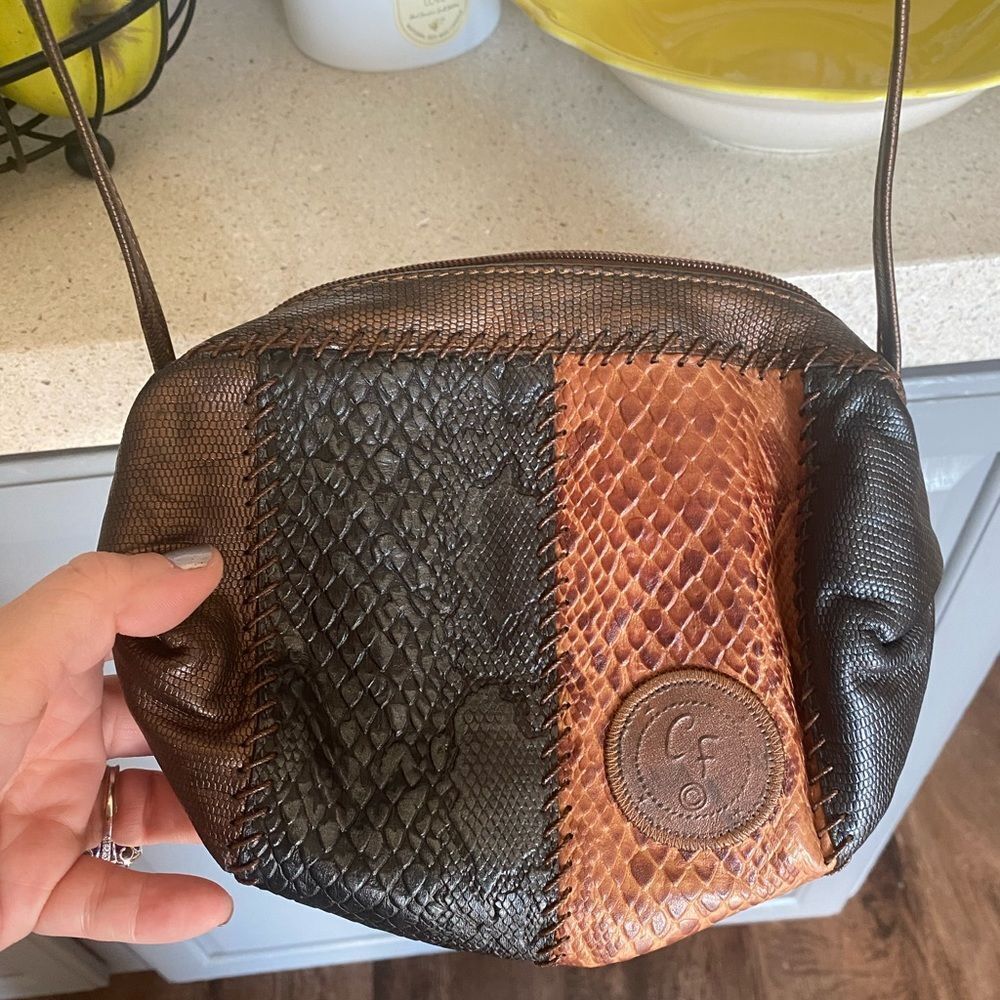 Women’s Carlos Falchi shoulder/Crossbody bag - Picture 2 of 8
